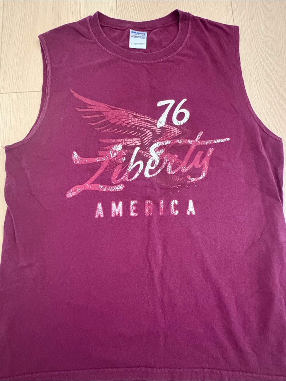 Gildan Maroon 'Liberty America 76' Graphic Tank Top